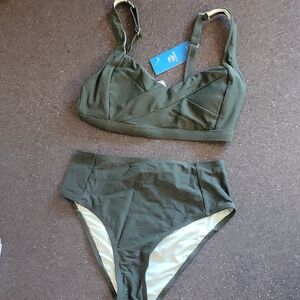 Cupshe Dark Green Bikini Set